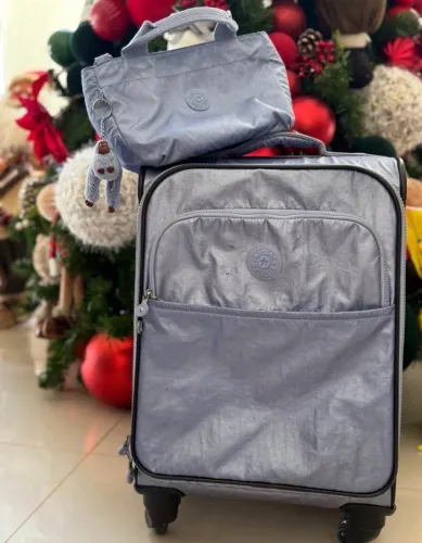Mochila Kipling original com lancheira