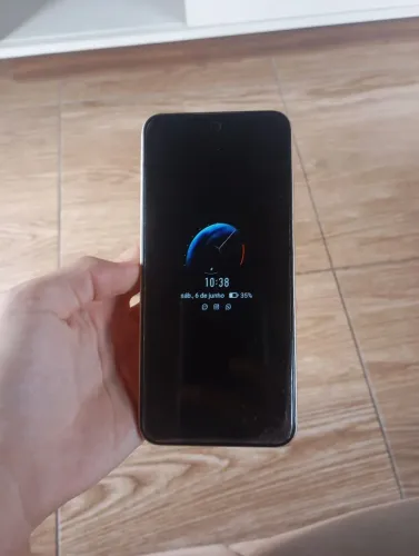 Estou vendo celular porque comprei um novo