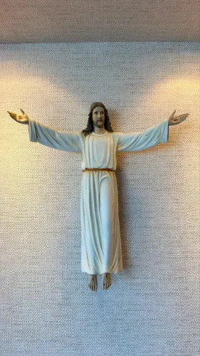 Cristo 60 cm de resina portuguesa