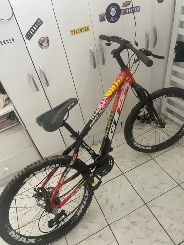 Bicicleta Aro 26 GTS PREDADOR