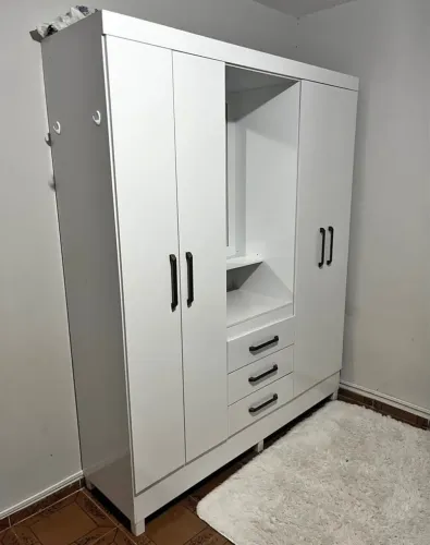 Guarda roupa