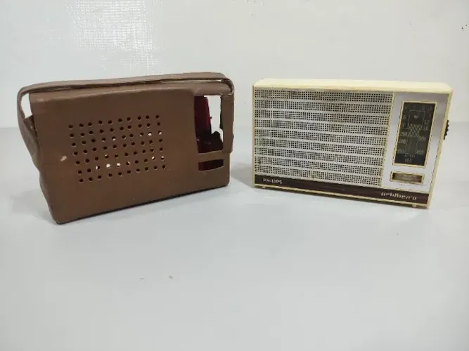 Com Defeito Leia a Descrição - Rádio Radinho Philips Artilheiro Rl187 Lce(Usado)