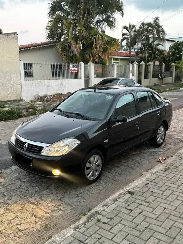 Renault Symbol Privilège Hi-flex 1.6 16V 4P 2011