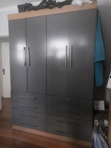 Armário 4 portas