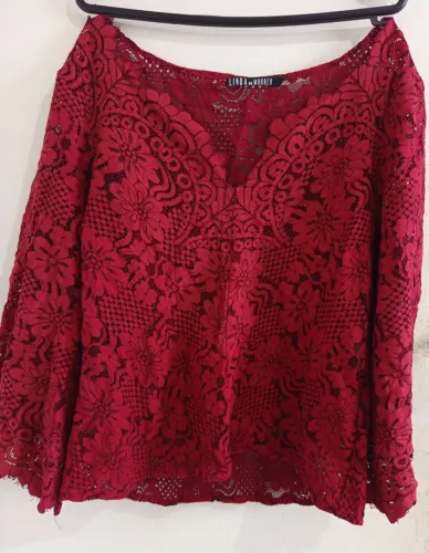 Blusa em Renda