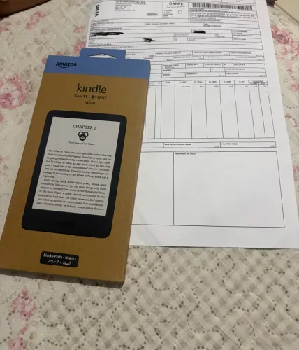Kindle - 11 geração na caixa com NF
