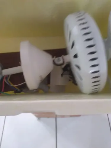 Ventilador de teto. 