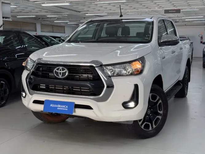 Toyota Hilux CD SRV 4X4 2.8 TDI Diesel Aut. 2024