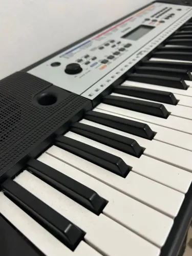 Teclado Yamaha