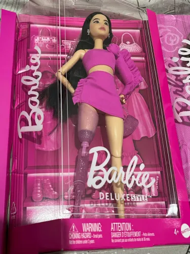 Barbie Deluxe Style Perna Mecânica