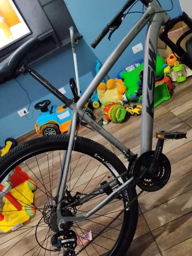 Bike KSW aro 29 pouco usada com nota fiscal