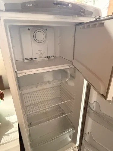 Geladeira Consul Facilite - FROST FREE