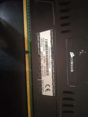 2 modulos de Memória DDR3 8 gigas barramento 1600