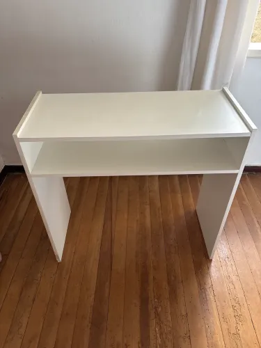 Mesa de manicure ou Escrevania 