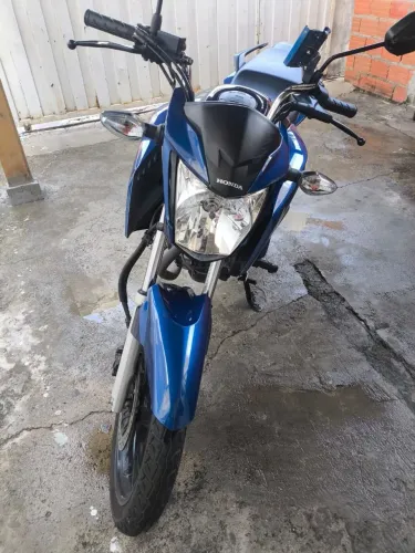 Moto Titan 160