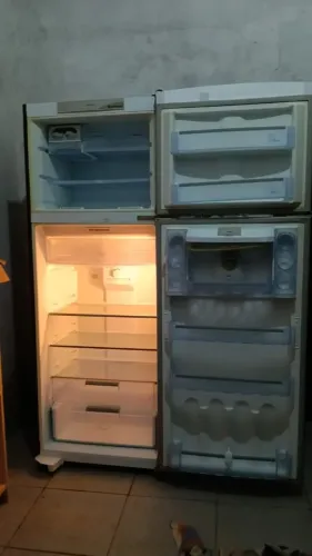 Geladeira 1600