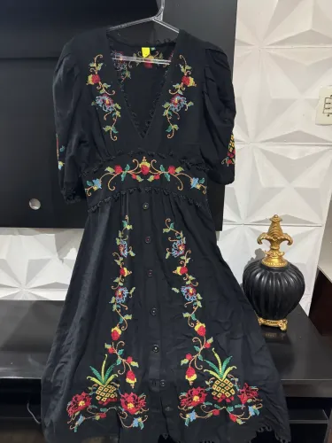 Vestido farm bordado 