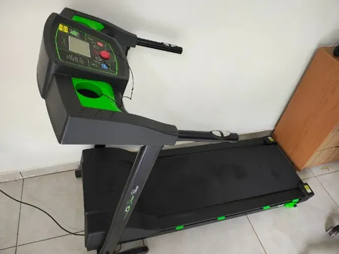 Esteira Ergométrica Dream Fitness Concept 2.5 HP - Usada