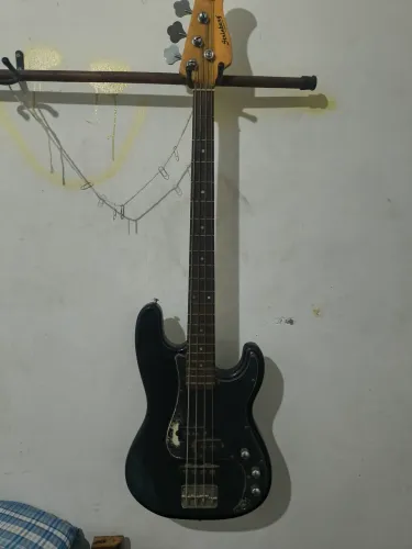 Baixo Strinberg 