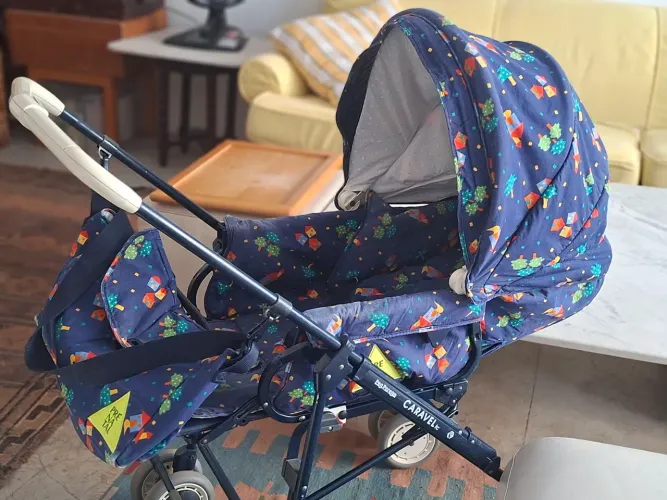 Carrinho de Bebê modelo Caravel marca PegPerego vintage