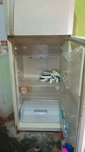 Geladeira usada por 400 reais