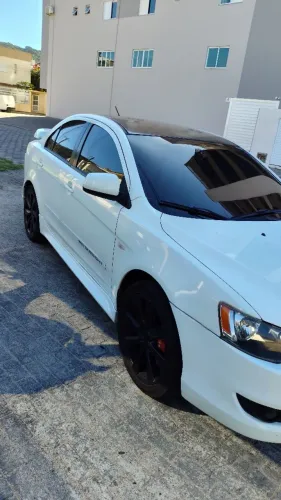 Mitsubishi Lancer 2.0 16V 160cv Aut. 2013