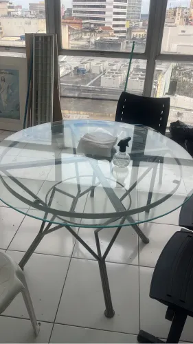 Vendo mesa de vidro temperado