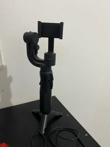 Estabilizador De Celular Gimbal Portatil 3 Eixos S5b Nf-e Cor Preto