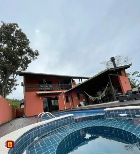 casa 3 suítes piscina no ratones Florianópolis