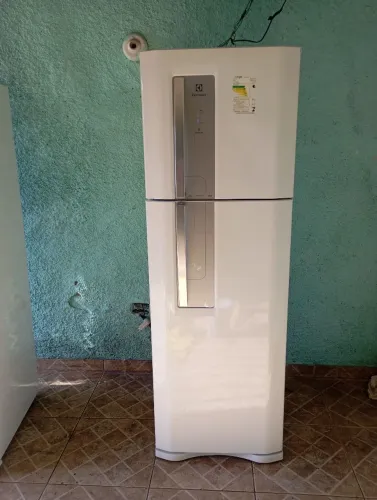 Geladeira Electrolux Frost Free 382L