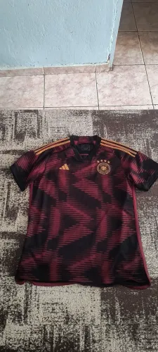 Camisa da seleção da Alemanha original de fábrica tamanho que veste gg e g também.