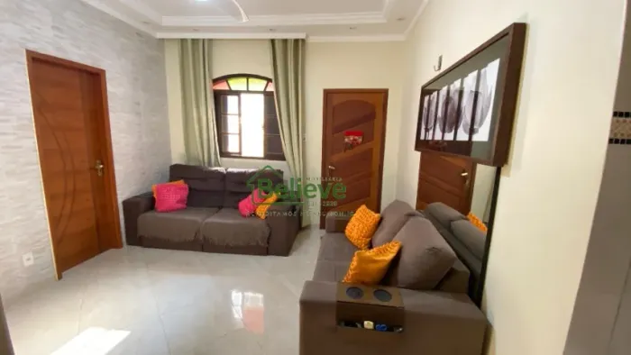 BELIEVE IMOBILIÁRIA APRESENTA: EXCELENTE CASA DE VILA NA PIEDADE!