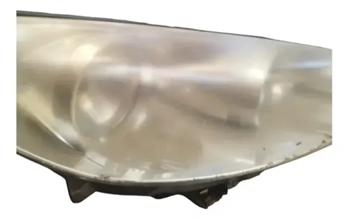 Farol Dianteiro Direito Peugeot 308 408 2013 A 15 C Detalhe  Direito/passageiro