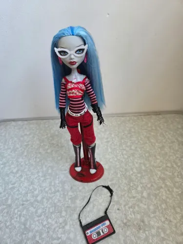 Ghoulia Basica w1 - Monster high