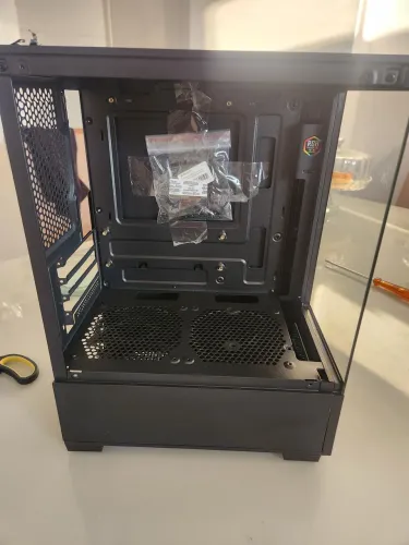 Gabinete gamer rise mode prisma