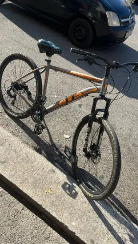 Bike aro 29 GTS com freios hidráulicos 