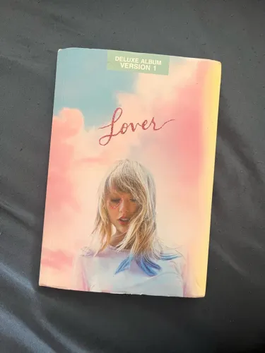 CD Lover Deluxe - Version 1 (Taylor Swift)