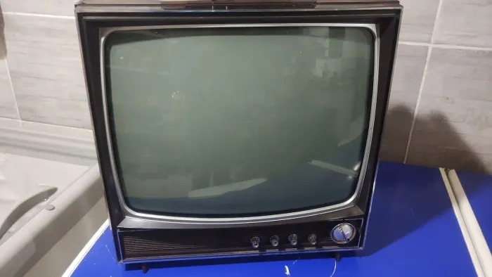 Vendo TV antiga 