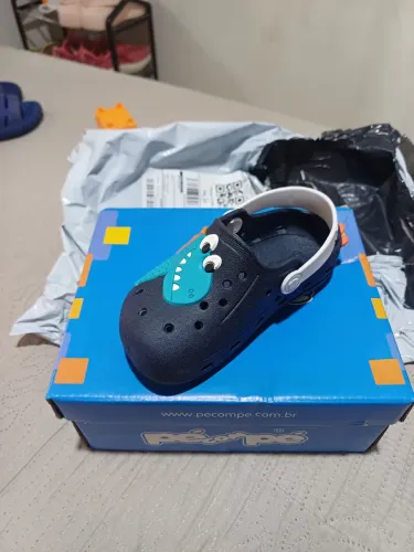 Papete crocks menino