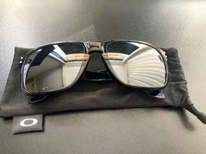 Oakley holbrook lente prizm polarizado nova
