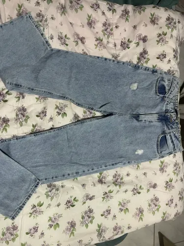 Vende-se calça reta