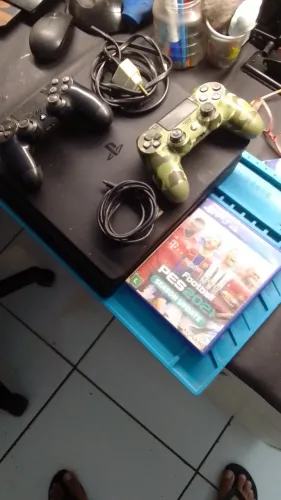 PS4 com defeito 