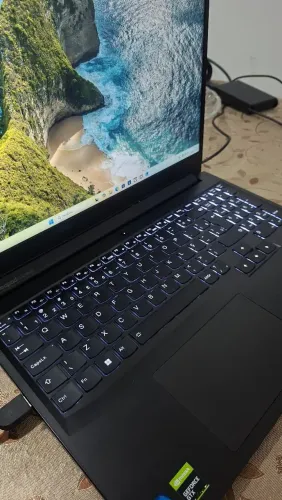 Notebook Idepad 3i i5 11 geração com placa de vídeo dedicada GTX 1650
