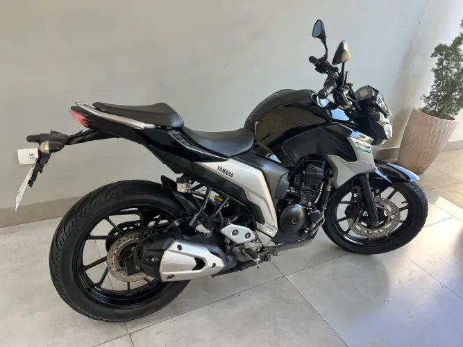 Yamaha Fazer 250 ano 2020