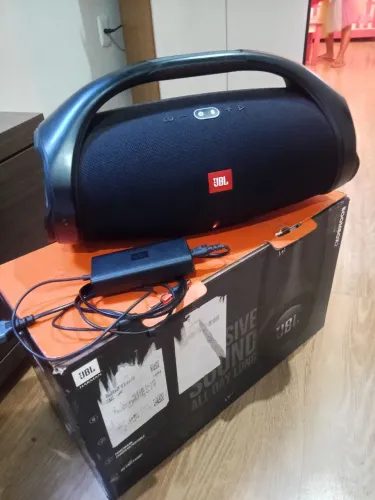 JBL boombox 2