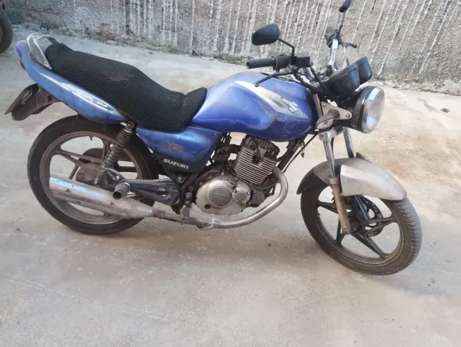 Suzuki yes de leilao