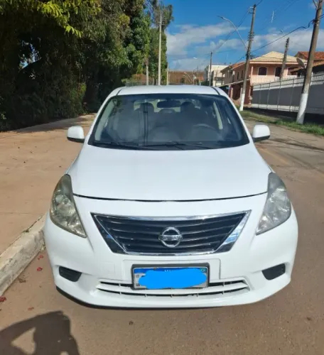 Nissan Versa SV 1.6 16V Flex Fuel 4P Mec. 2014