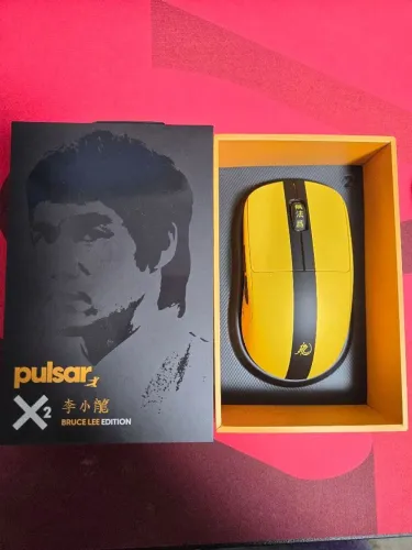 Mouse X2 Bruce Lee Edition Medium