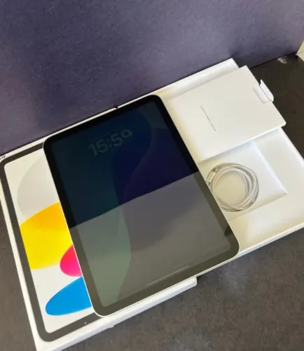 iPad 10 64GB - Prata  - Pronta Entrega - 4 meses de garantia - Até 18x