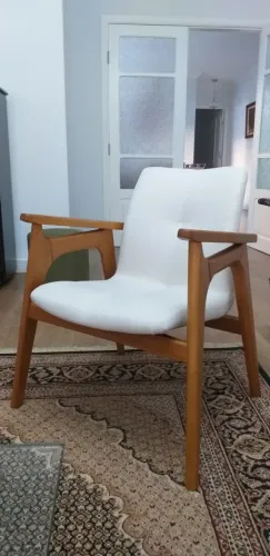 Poltrona madeira Tauri